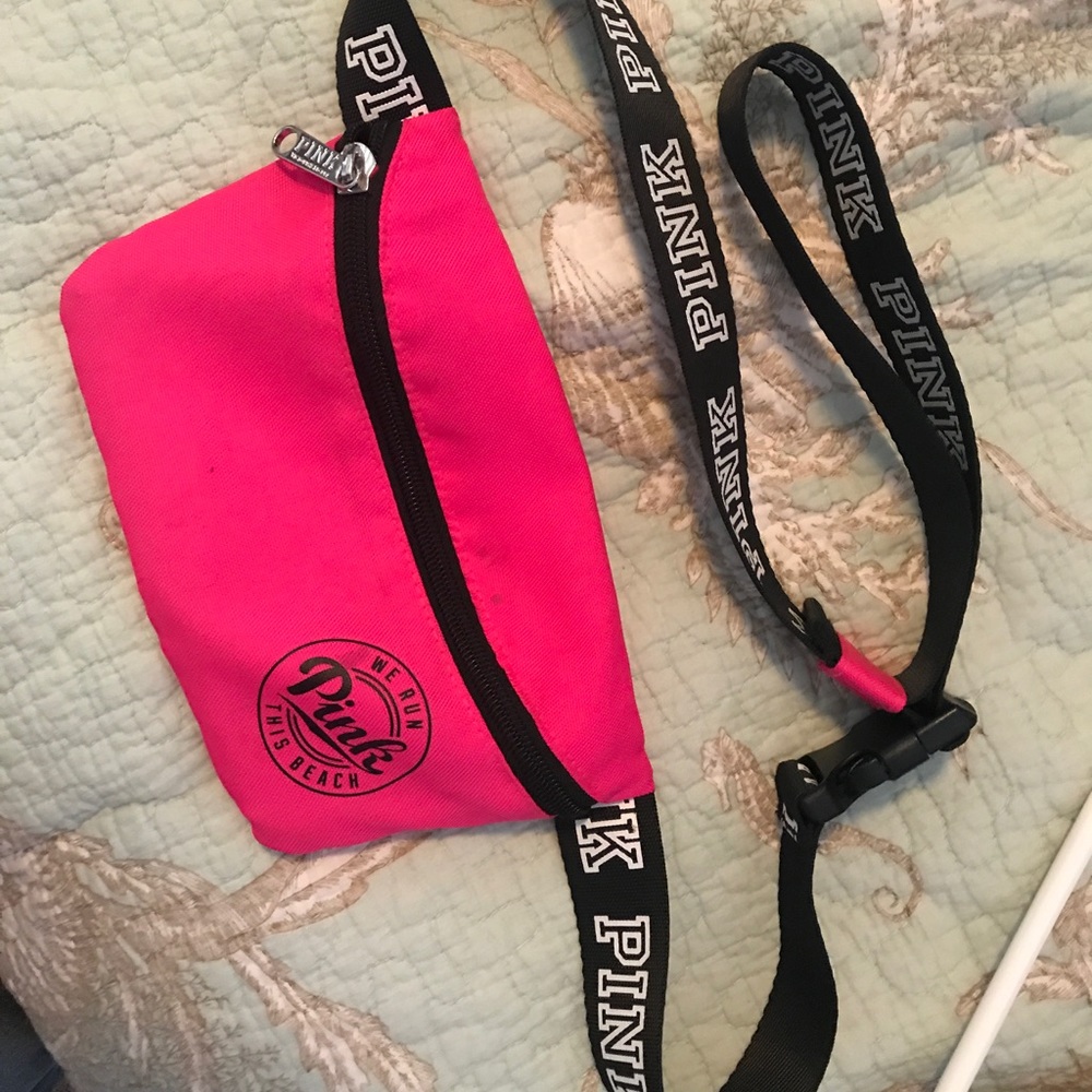 VS pink fanny pack